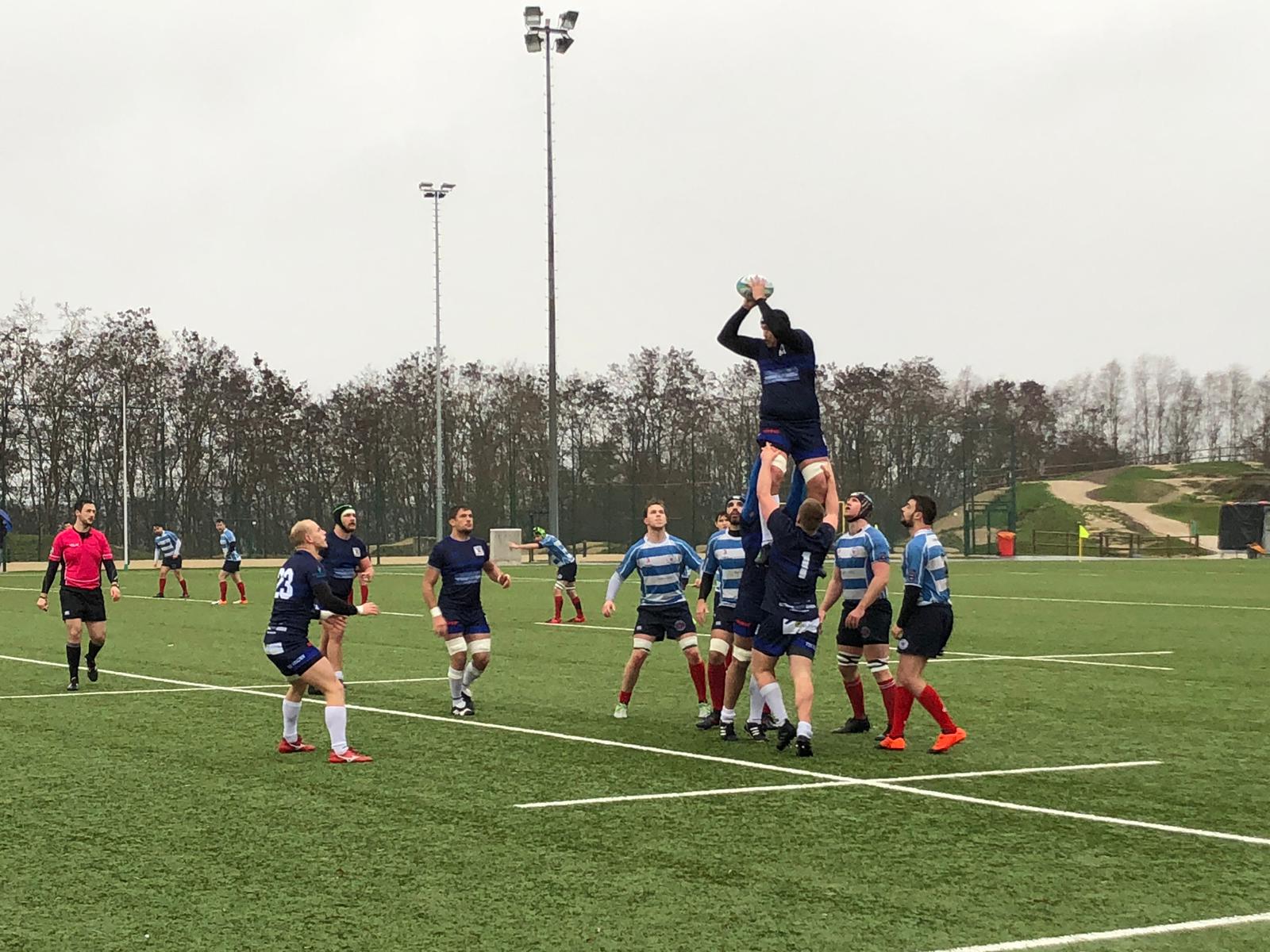 In der zweiten Halbzeit spielten nur noch die Löwen - Luxemburg bekam kaum mehr eine Hand an den Ball. Foto: Michael Reinhard.